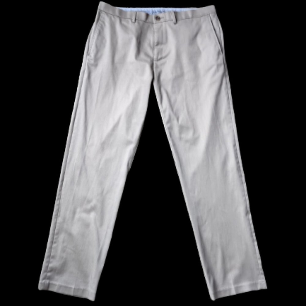 Haggar Straight Fit Iron Free Premium Khaki